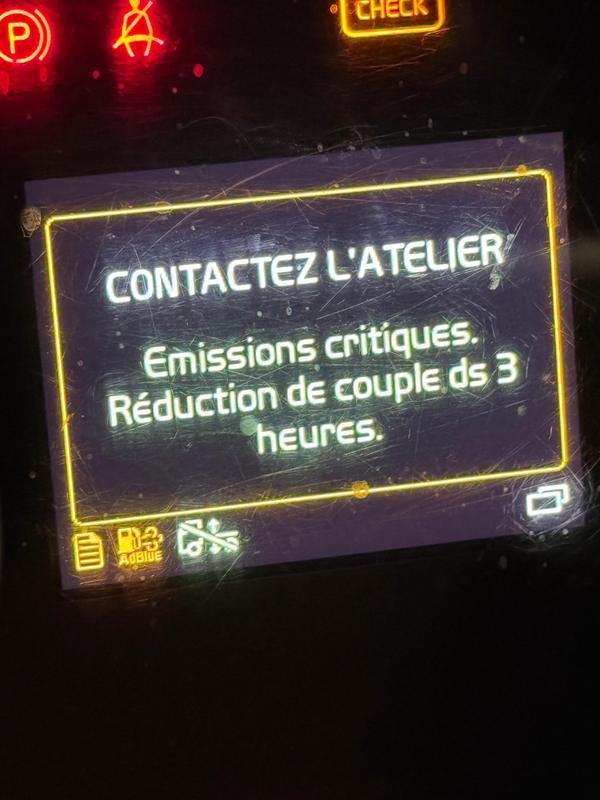 Tableau de bord poids lourd : émissions critiques, réduction de couple annoncée dans 3 heures